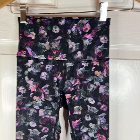 Lululemon High Rise Fast and Free Wunder Under Size 2 Multi Floral Print‎ - Picture 4 of 9